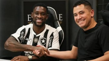 Bastos tinha vínculo com o Glorioso até o fim da temporada e ficará no clube por mais dois anos