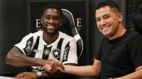 Botafogo anuncia renovação com zagueiro titular até o final de 2026