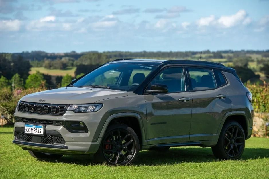 Jeep Compass é um SUV médio