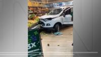 Em dia de fúria, motorista invade supermercado após BMW pegar fogo em Salvador