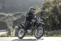 Mais da metade dos donos de moto no Brasil não têm CNH na categoria