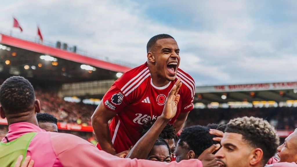 Murillo, atleta do Nottingham Forest