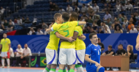 Brasil goleia Uzbequistão em amistoso antes da Copa do Mundo de Futsal