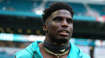 Tyreek Hill foi preso antes da partida contra o Jacksonville Jaguars