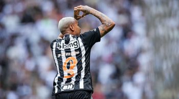 Camisa 9 do Galo brilhou no triunfo sobre o Red Bull Bragantino, na Arena MRV