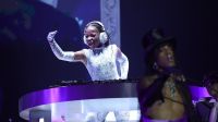 Aos 12 anos, filha de Madonna ataca de DJ e lança techno; ouça