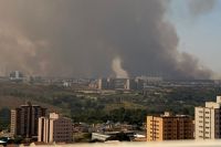 Incêndio de grandes proporções atinge a Floresta Nacional de Brasília; DF tem dia mais seco do ano