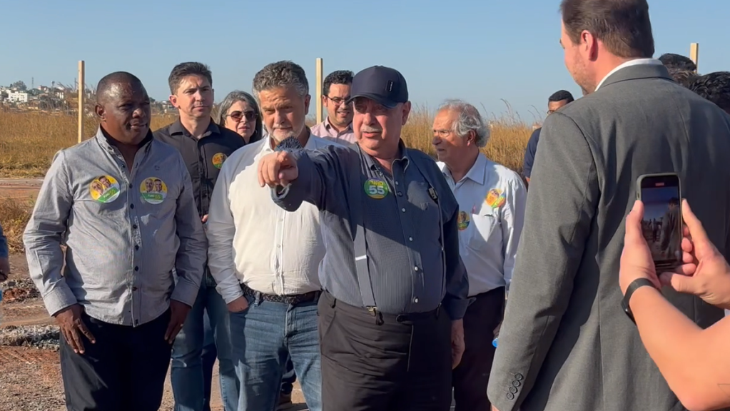 Fuad Noman em visita a obras em Belo Horizonte