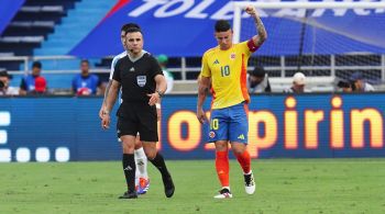 Ex-jogador do São Paulo participou diretamente dos três gols da partida (incluindo o do adversário)