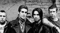 Após briga e fim de turnê, Jane's Addiction lança música nova