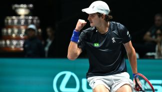 João Fonseca vence mais uma e avança às quartas de final em Brest