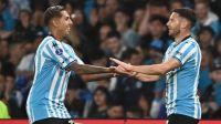 Racing goleia Athletico-PR e encara Corinthians na semi da Sul-Americana