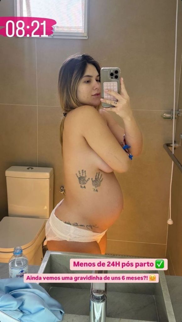 Virginia mostra barriga após parto do 3º filho