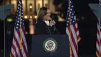 Em Washington, Kamala Harris tenta contraste com Donald Trump