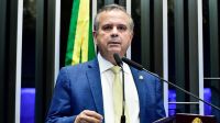 Senador pede que TCU investigue Lula por abuso de poder político nas eleições municipais