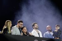 "This is Marília Mendonça": filho e família da cantora participam de homenagem