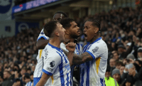 Brighton vira sobre o Tottenham e sobe na tabela da Premier League