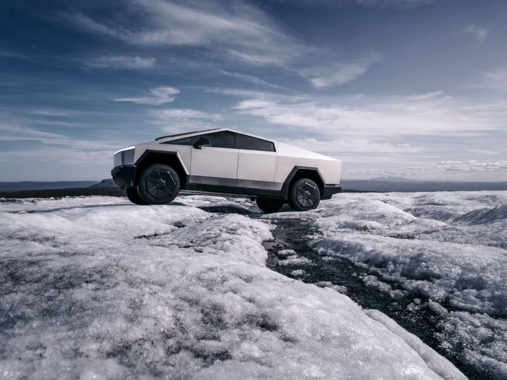 Tesla Cybertruck pode rebocar até 5 toneladas