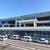 Passageiros do aeroporto de Palermo ficam no escuro após queda de energia