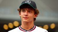 Antonelli se diz confiante na Mercedes e afirma não ser substituto de Hamilton