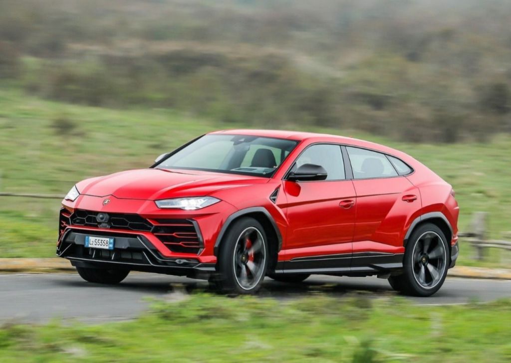 O Urus LP-650-4 do rapper é equipado com um motor V8 