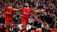 Com golaço de Salah, Liverpool vence Bologna na Champions League