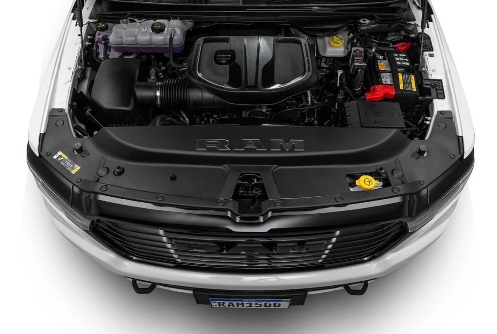 Ram 1500 trocou o V8 por um biturbo de seis cilindros em linha