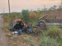 Motorista morre em acidente e sobreviventes são mortos a tiros pelo irmão no MT