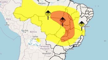 Aviso laranja indica possibilidade de até 100 milímetros de chuva por dia, com ventos fortes de até 100 km/h