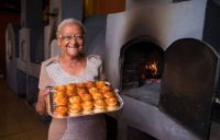 Morre aos 90 anos Dona Eulália, famosa por fazer bolos de arroz em Cuiabá