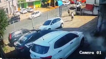 Disparos foram feitos por dois homens que desceram de um carro