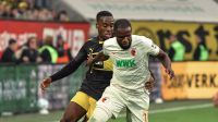 Dortmund sofre virada do Augsburg e perde chance de colar no G4