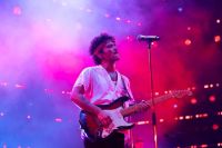 Bruno Mars volta a se apresentar em Brasília neste domingo (27)