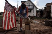 "Vocês vão morrer": prefeita de cidade na Flórida alerta moradores que não deixarem região até chegada do furacão Milton