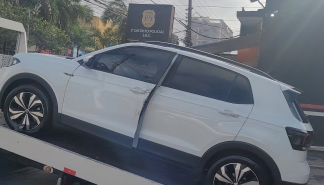 Polícia prende suspeitos que roubaram carro do GSI em local de votação de Lula