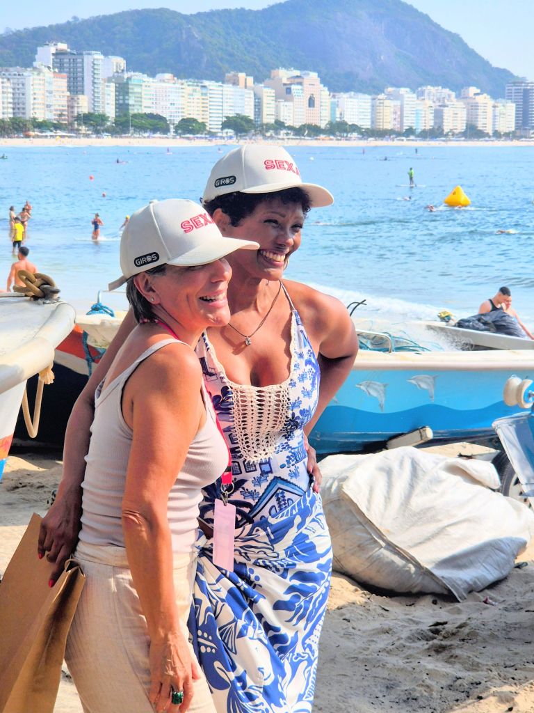 Gloria Pires e Isabel Fillardis na gravação do filme "Sexa"