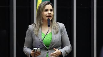 Clarissa Tércio é investigada no STF por uma postagem nas redes sociais sobre invasão das sedes dos Três Poderes