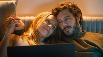 Produção estrelada por Adam Brody ("The O.C.") e Kristen Bell ("Veronica Mars") está disponível na Netflix