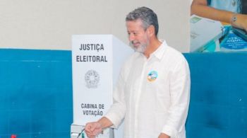 Presidente da Câmara dos Deputados participou da campanha de candidatos no estado; o pai de Lira disputa reeleição em Barra de São de Miguel