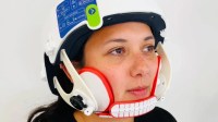 Conheça o capacete que busca combater queda de cabelo na quimioterapia