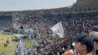 Vasco: torcida faz a festa em treino aberto antes de semifinal da Copa do Brasil