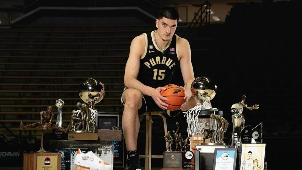 Zach Edey, central do Memphis Grizzlies