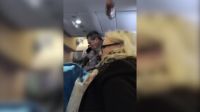 Forte turbulência assusta passageiros e muda rota de voo que ia para Miami; veja vídeo