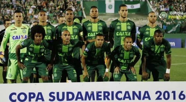 Chapecoense foi declarada como campeã da Copa Sul-americana de 2016 pela Conmebol