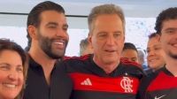 Patrocinador do Cruzeiro, Gusttavo Lima ganha camisa do Flamengo e elogia nação