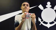 Corinthians surpreende e anuncia contratação de MC