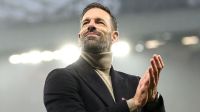 Van Nistelrooy vai comandar time da Premier League, após boa impressão no United