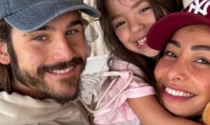 Grávida, Sabrina Sato publica foto com Nicolas Prattes e Zoe: “Amores”