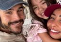 Grávida, Sabrina Sato publica foto com Nicolas Prattes e Zoe: “Amores”