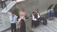 Mulher iraniana é presa após protestar sem roupa em universidade